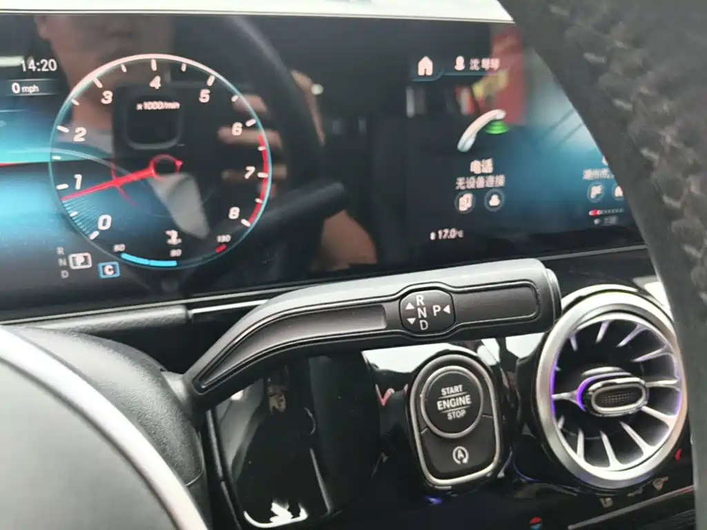 Mercedes-Benz GLA — фото 14