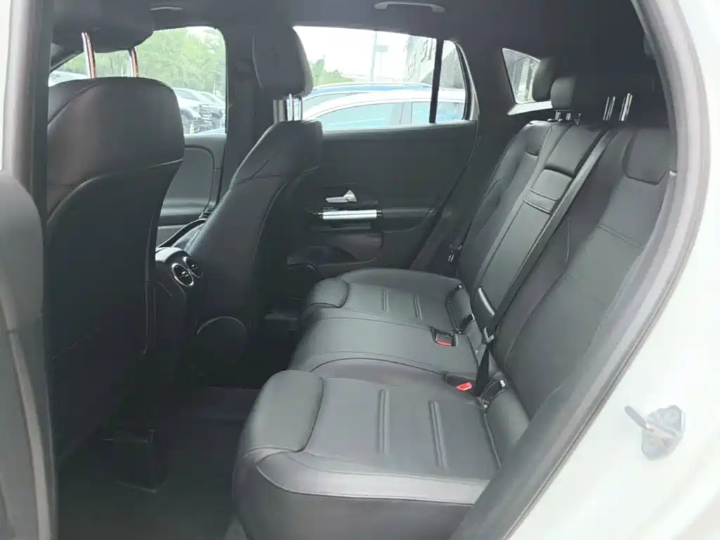 Mercedes-Benz GLA — фото 17