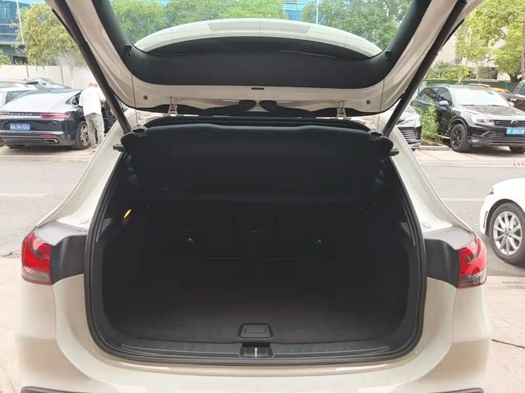 Mercedes-Benz GLA — фото 19