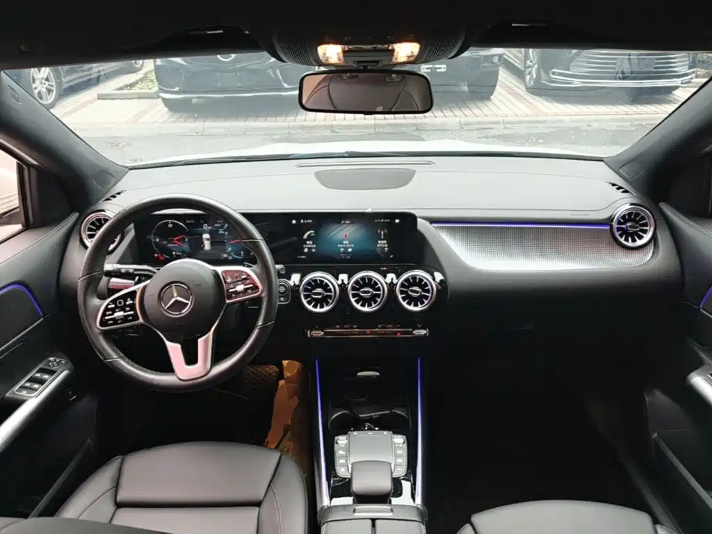 Mercedes-Benz GLA — фото 10