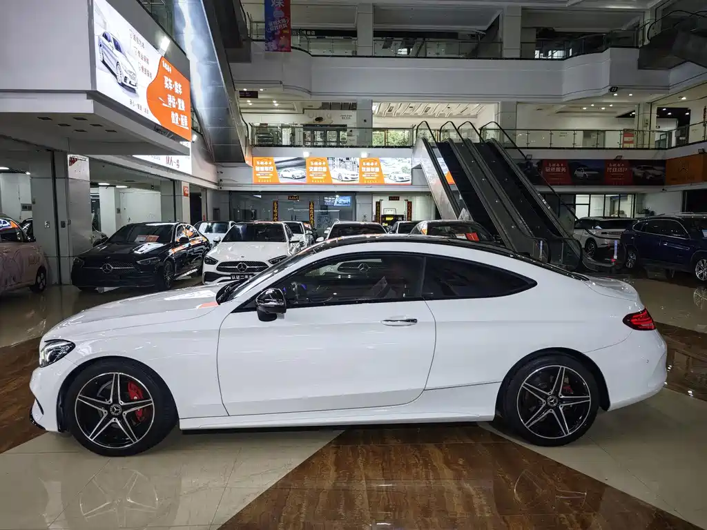 Mercedes-Benz C-Class (Import) — фото 3