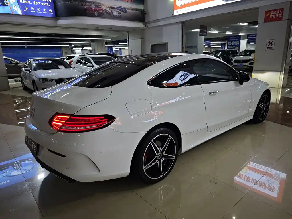 Mercedes-Benz C-Class (Import) — фото 6