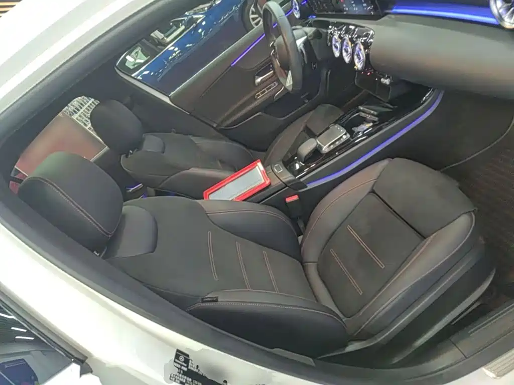 Mercedes-Benz A-Class — фото 25