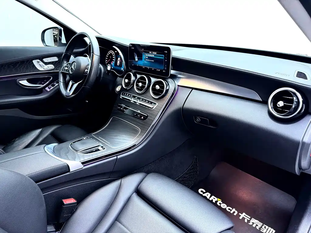 Mercedes-Benz C-Class — фото 14