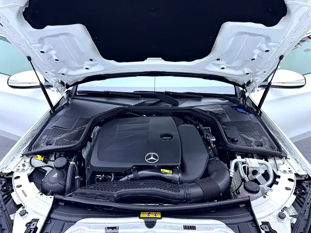 Mercedes-Benz C-Class — фото 10