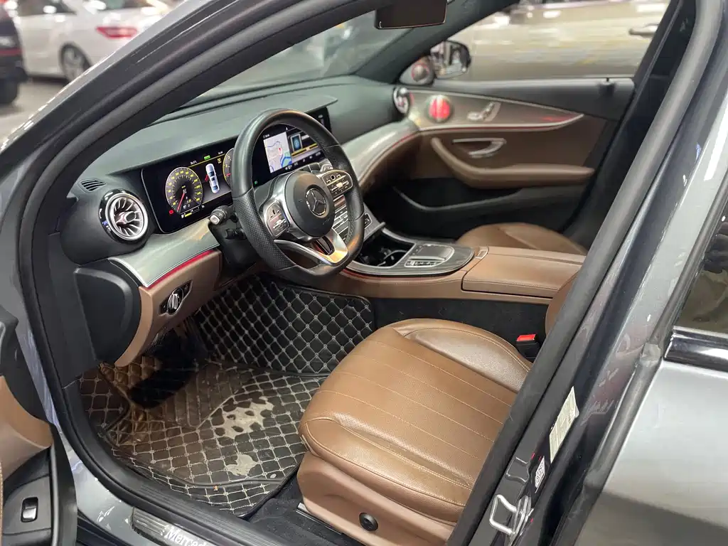 Mercedes-Benz E-Class (Import) — фото 4