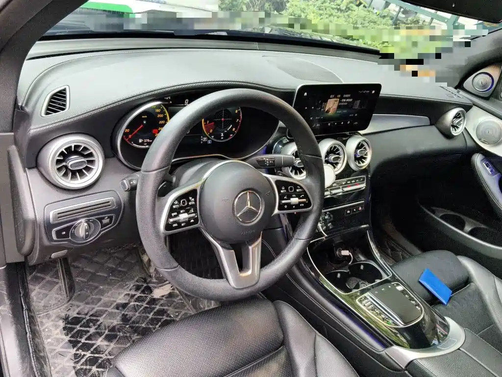Mercedes-Benz GLC — фото 10