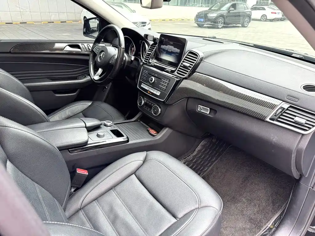 Mercedes-Benz GLE Coupe — фото 10