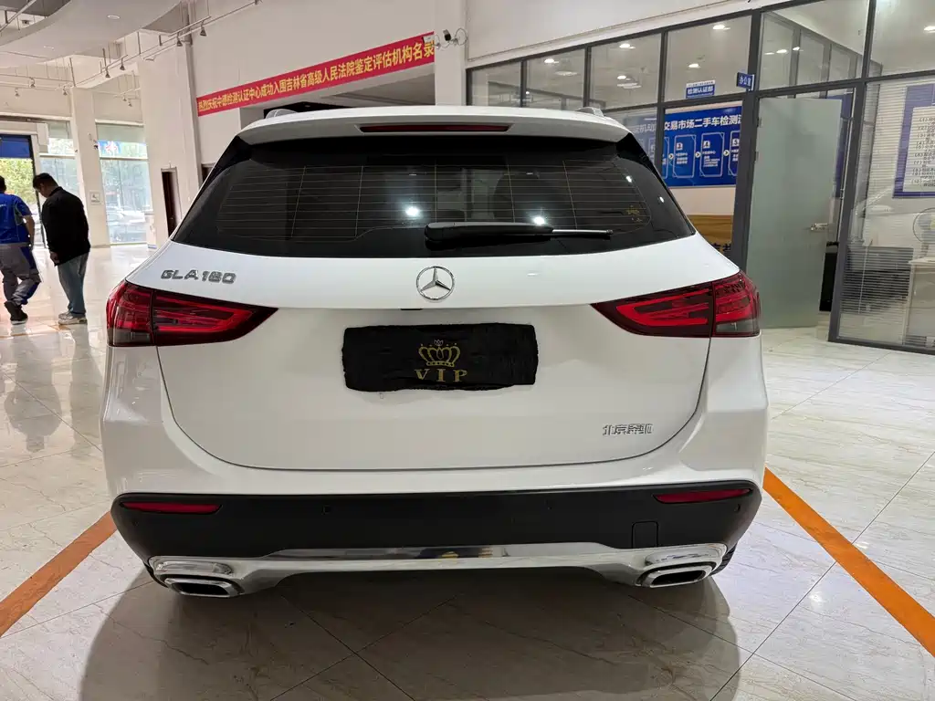 Mercedes-Benz GLA — фото 5