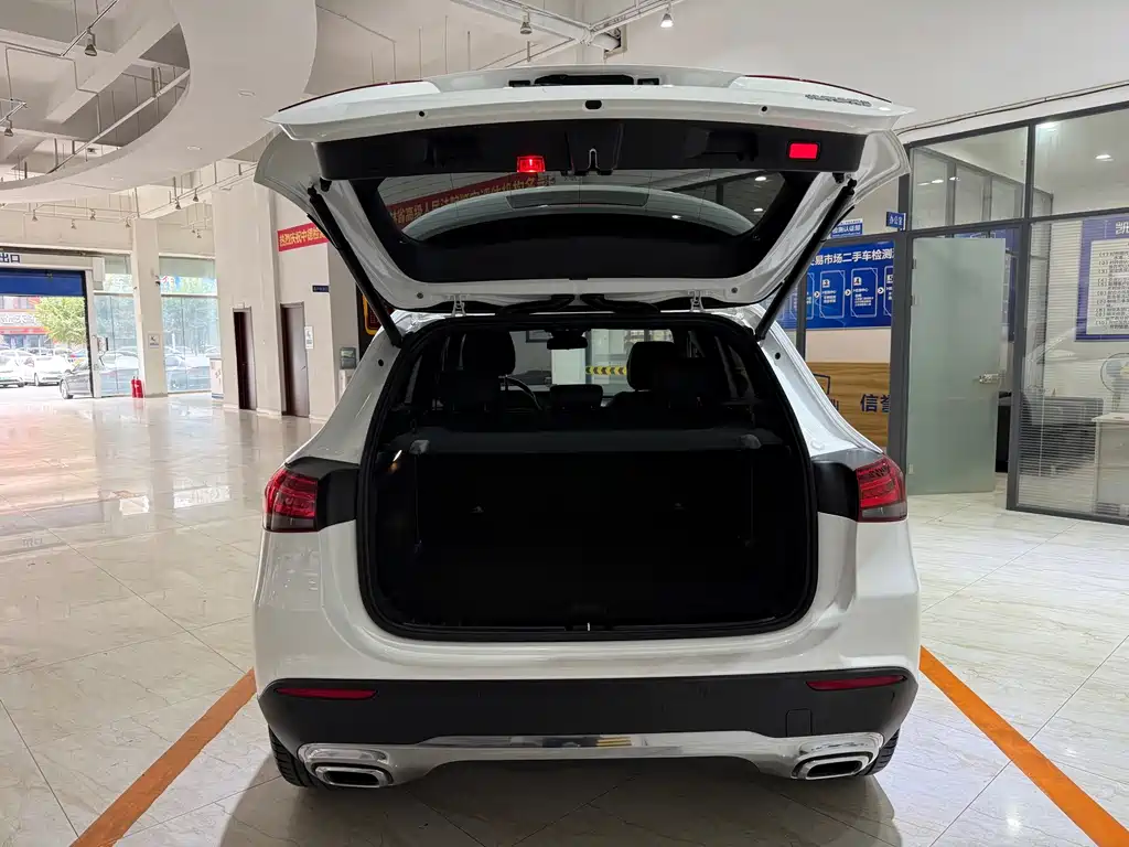 Mercedes-Benz GLA — фото 8