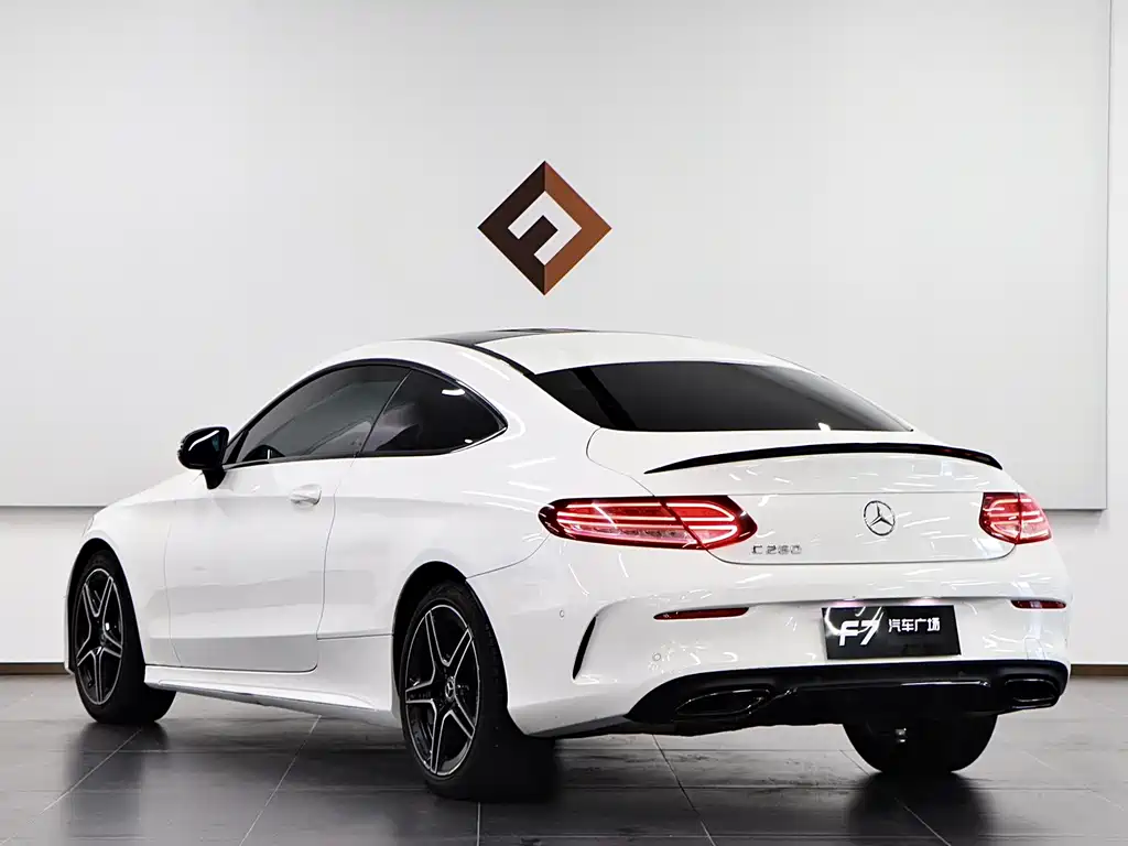 Mercedes-Benz C-Class (Import) — фото 4