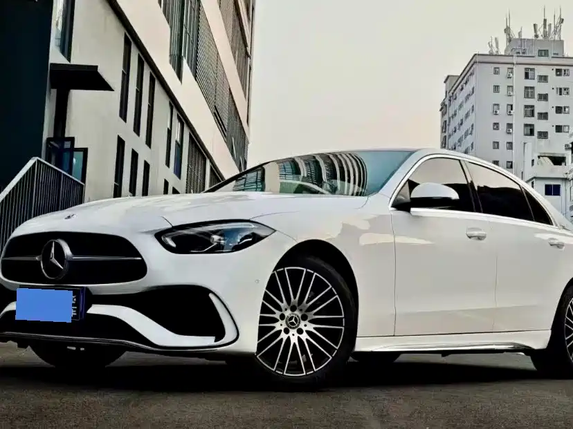 Mercedes-Benz C-Class — фото 1