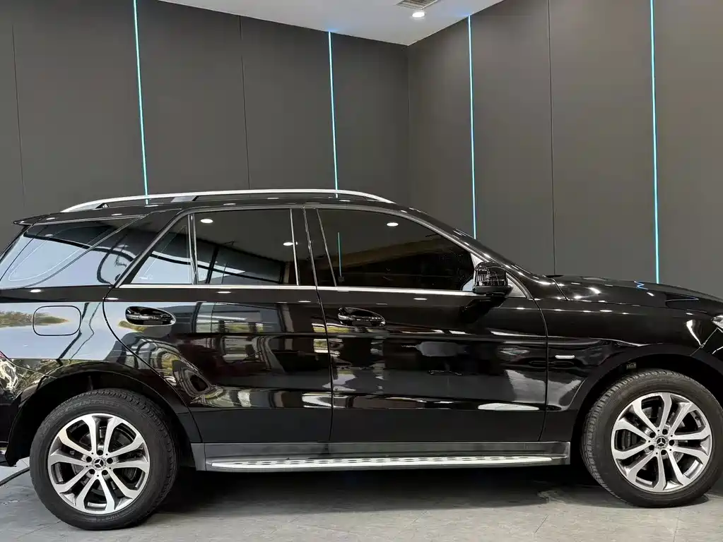 Mercedes-Benz GLE (Import) — фото 4