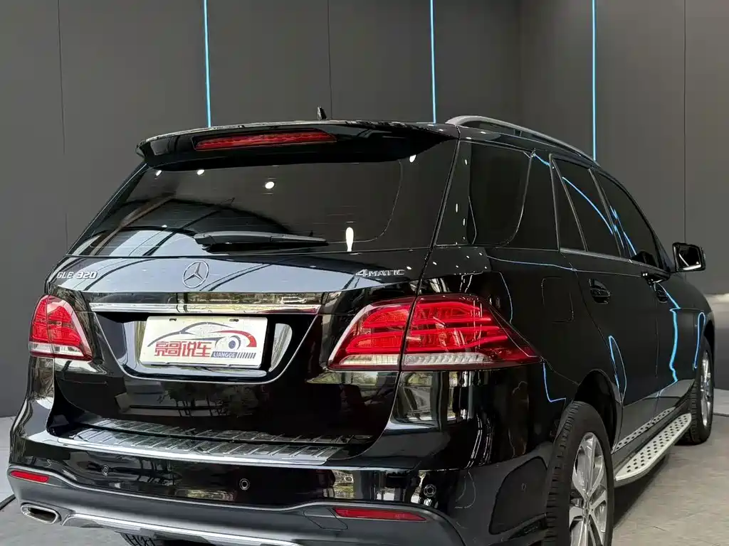 Mercedes-Benz GLE (Import) — фото 6