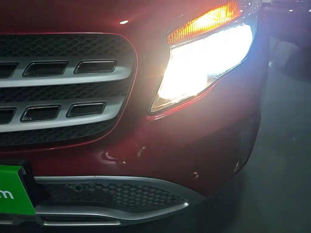 Mercedes-Benz GLA — фото 24