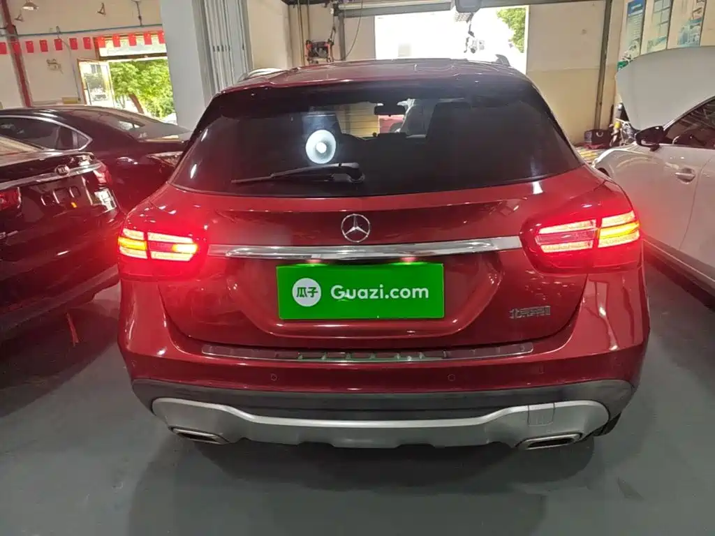Mercedes-Benz GLA — фото 6