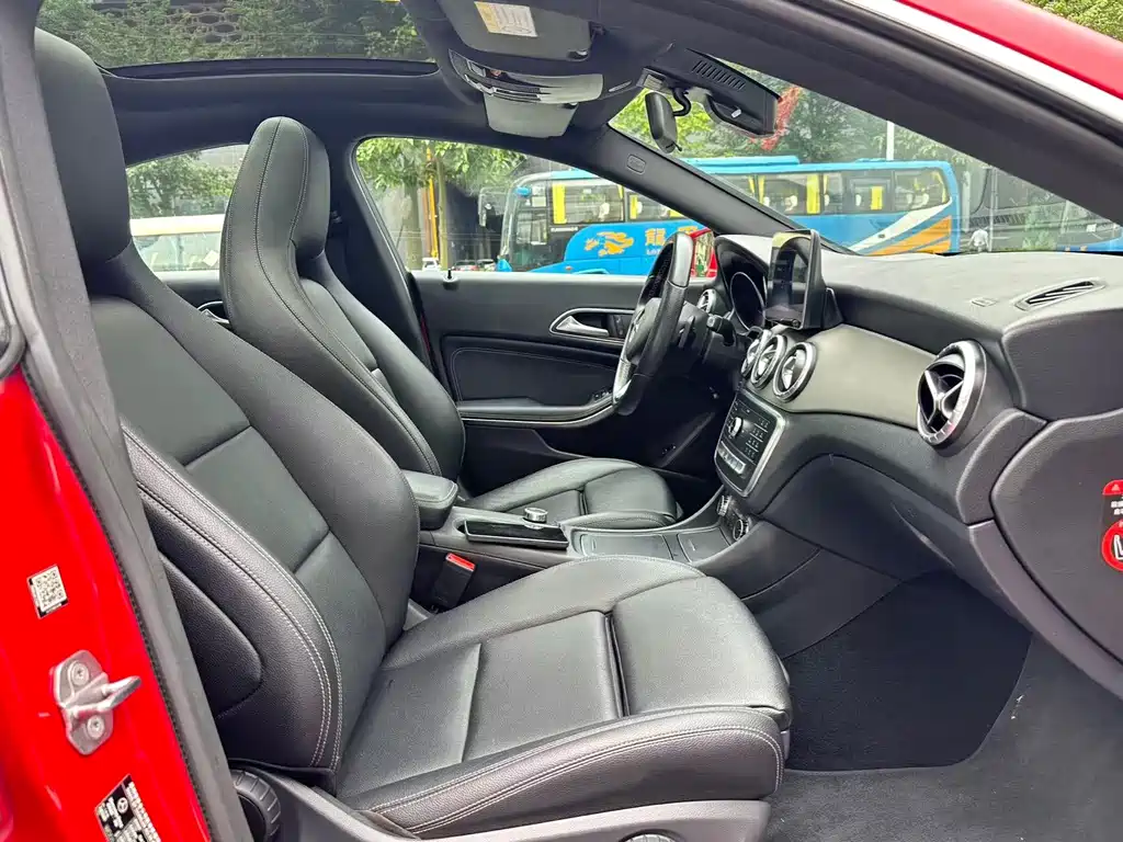 Mercedes-Benz CLA (Import) — фото 8