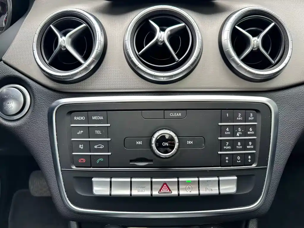 Mercedes-Benz CLA (Import) — фото 9