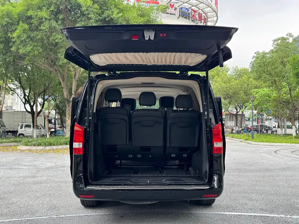 Mercedes-Benz Vito — фото 18