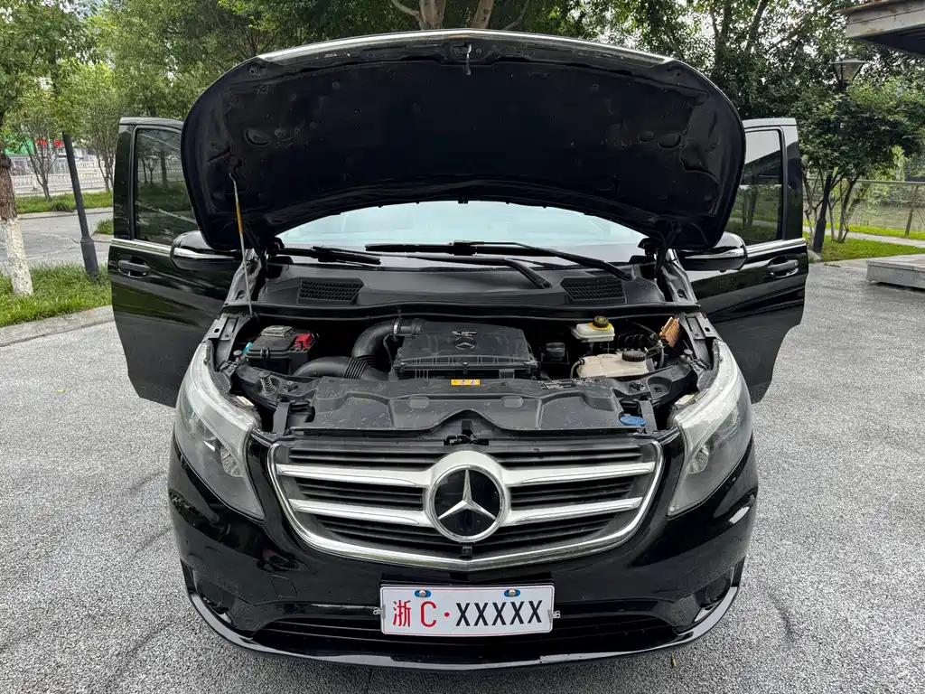 Mercedes-Benz Vito — фото 23