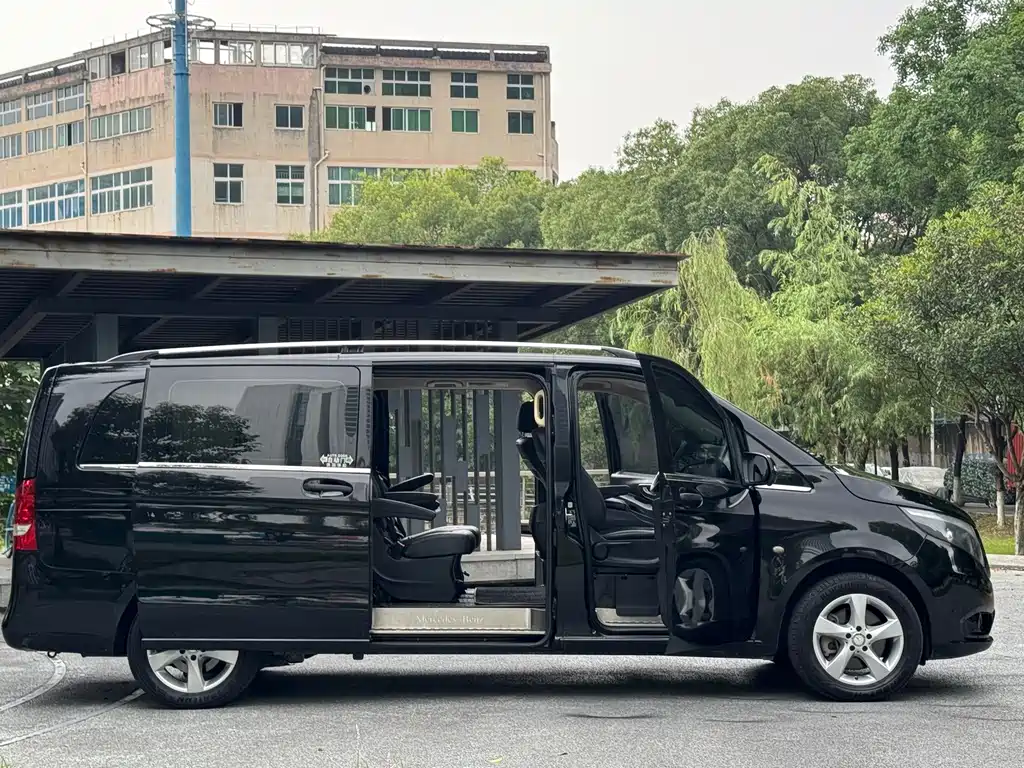 Mercedes-Benz Vito — фото 8