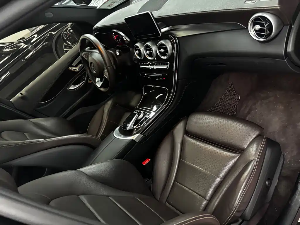 Mercedes-Benz GLC — фото 11