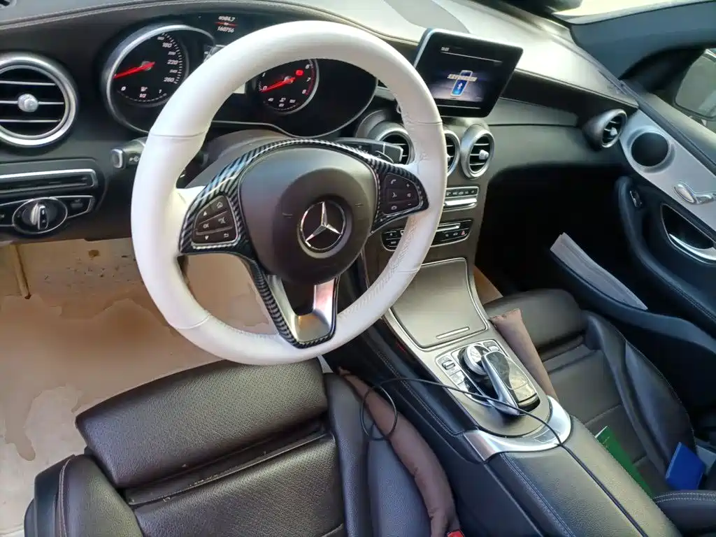 Mercedes-Benz GLC — фото 10