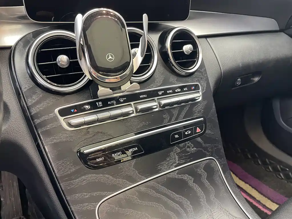 Mercedes-Benz C-Class — фото 14