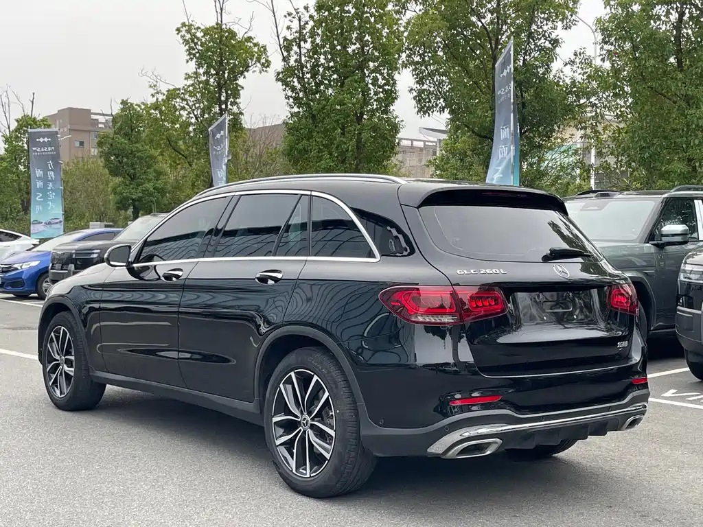 Mercedes-Benz GLC — фото 19