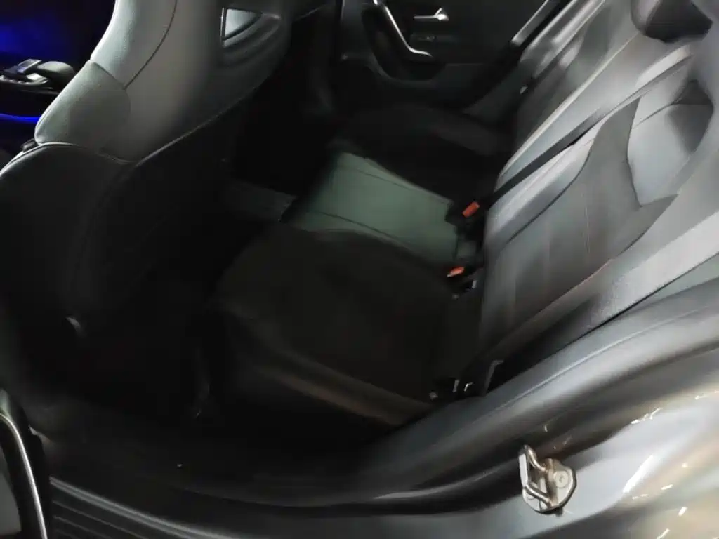 Mercedes-Benz CLA (Import) — фото 17