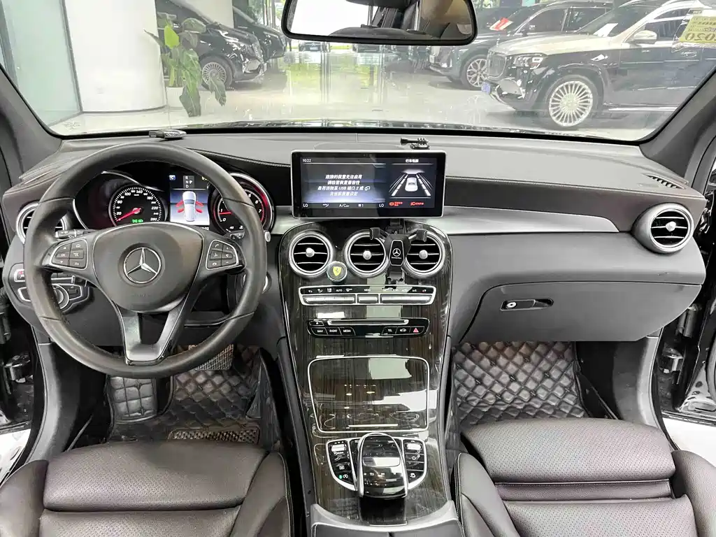 Mercedes-Benz GLC — фото 4