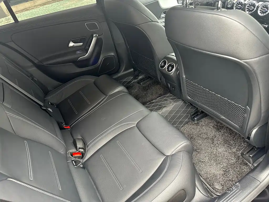 Mercedes-Benz A-Class AMG — фото 11