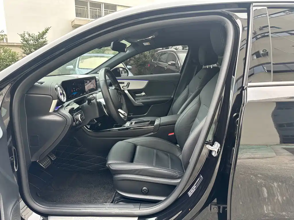 Mercedes-Benz A-Class AMG — фото 3