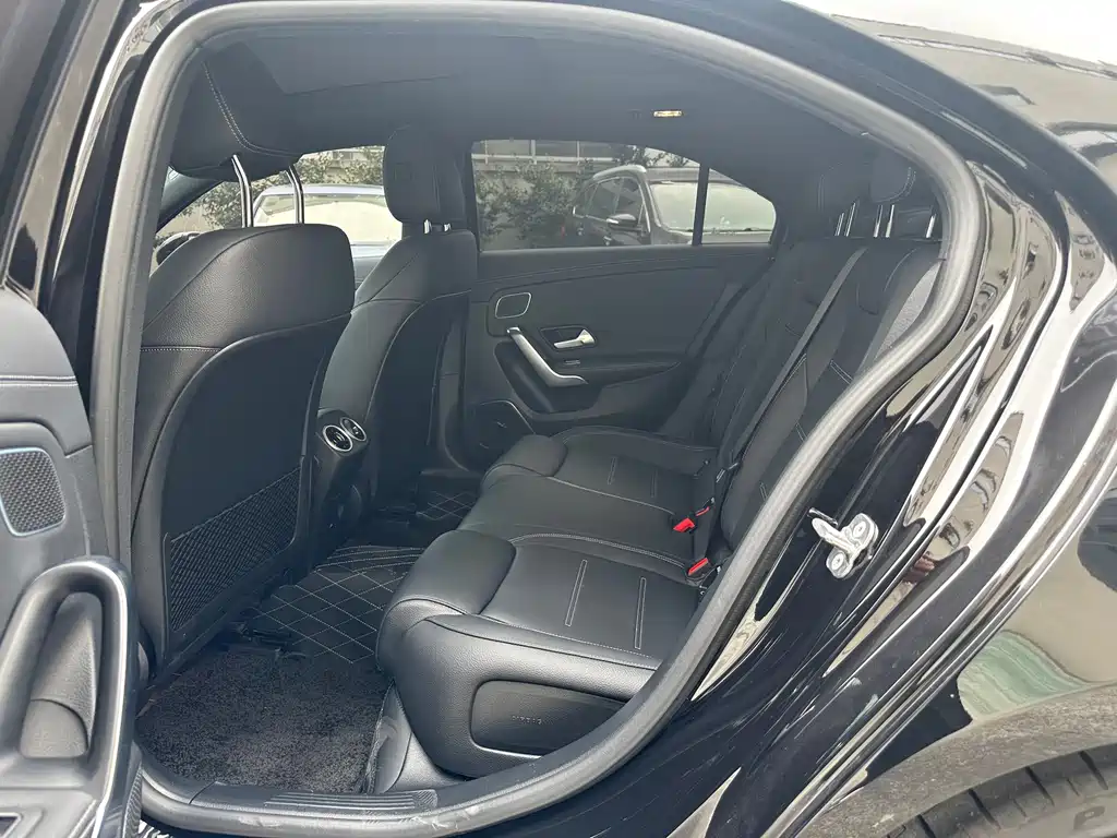 Mercedes-Benz A-Class AMG — фото 8