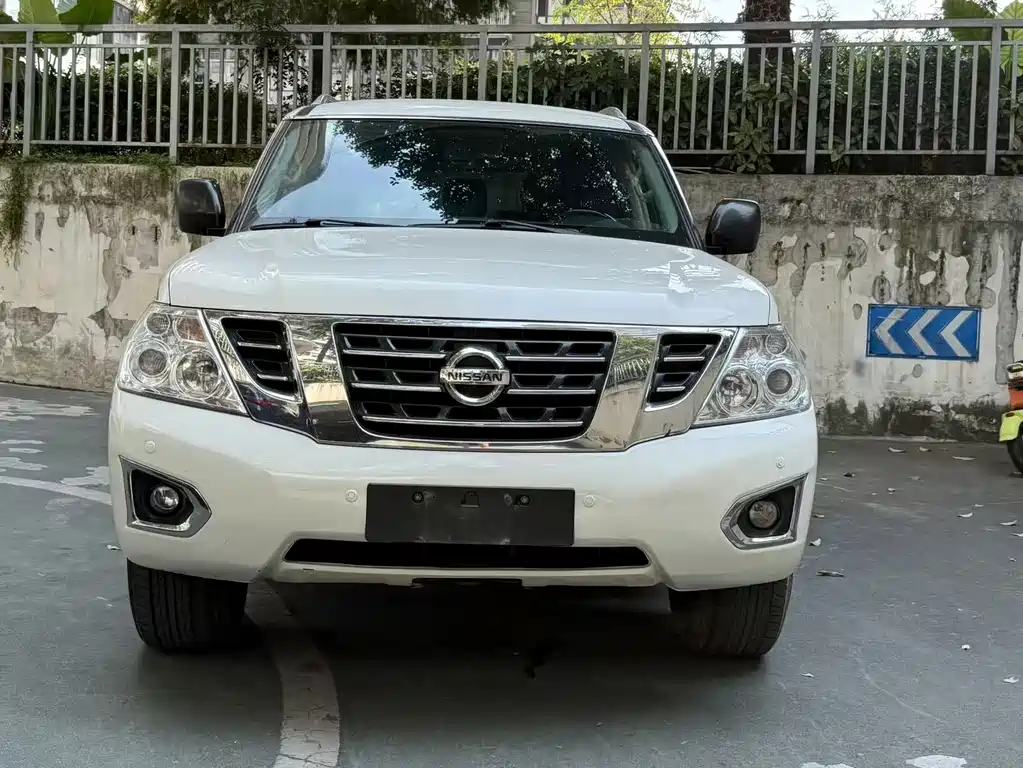 Nissan Patrol — фото 2