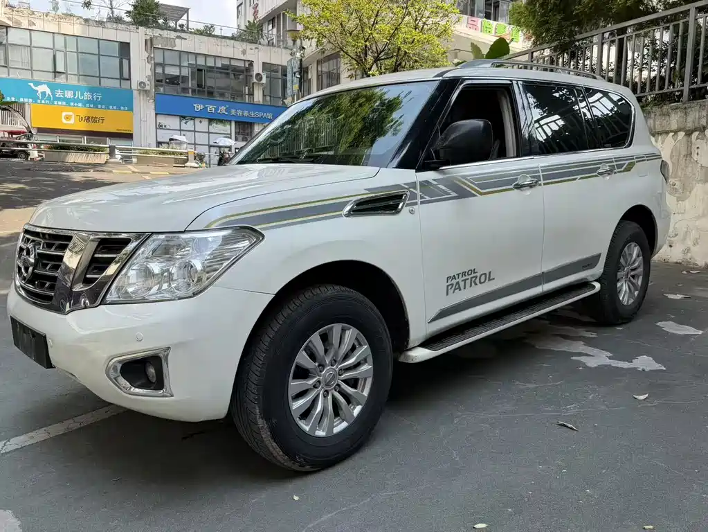 Nissan Patrol — фото 3