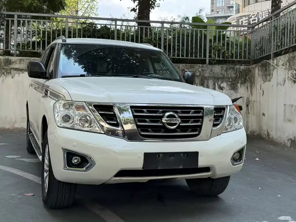 Nissan Patrol — фото 4