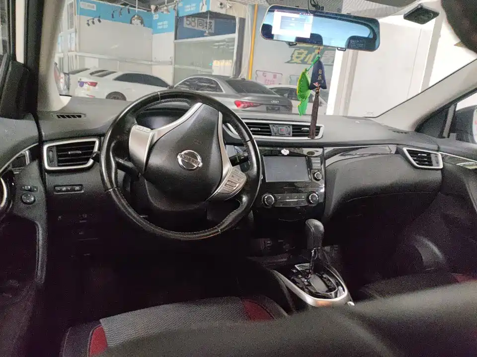 Nissan Qashqai — фото 3