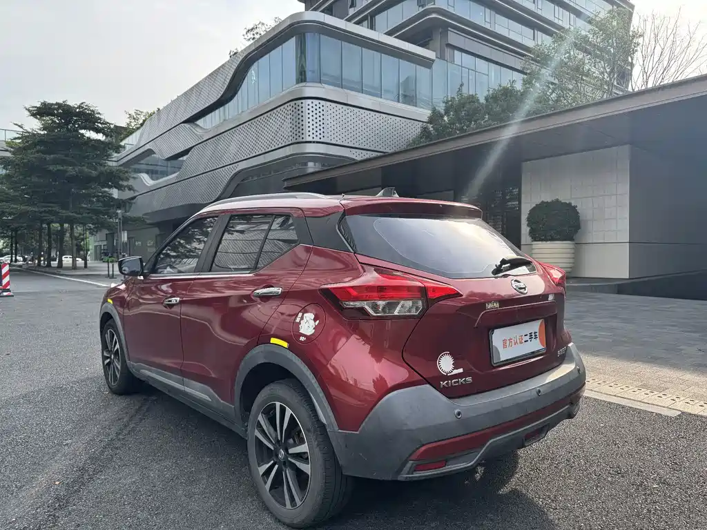 Nissan Kicks — фото 4