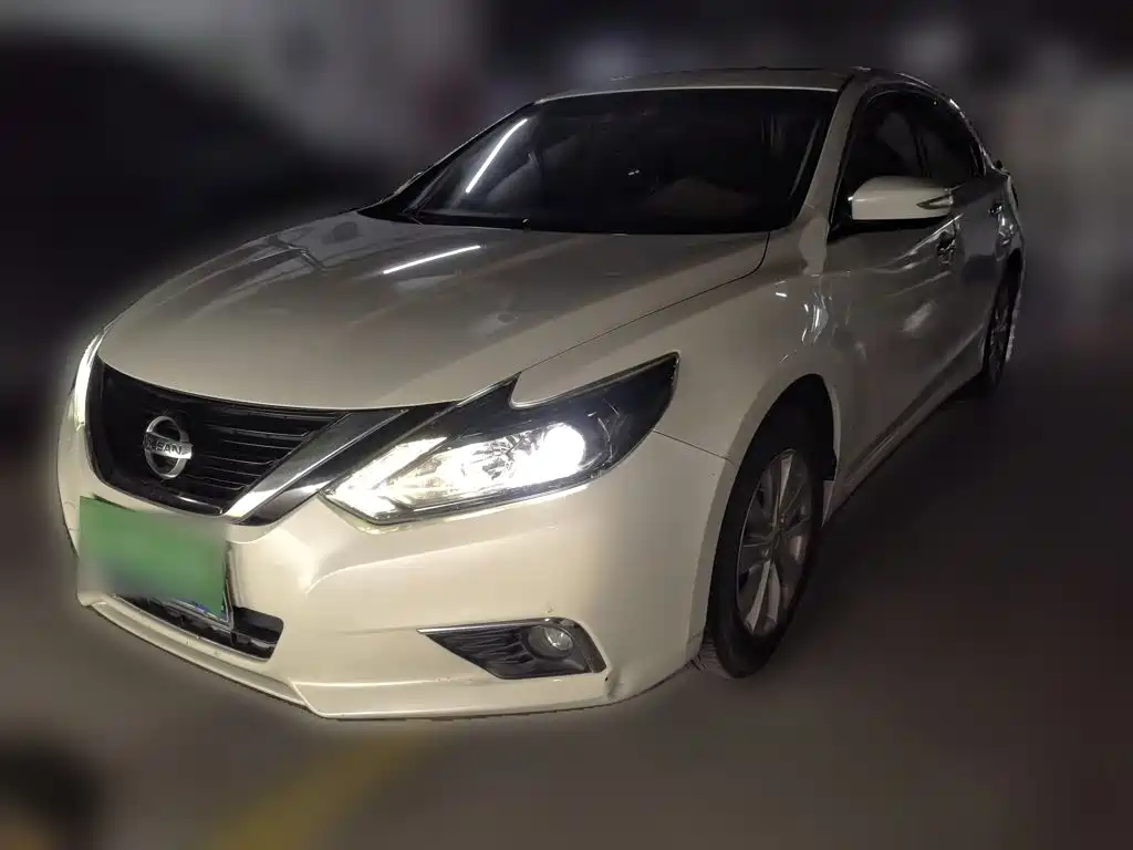 Nissan Teana — фото 2