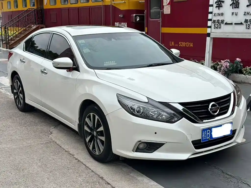 Nissan Teana — фото 3