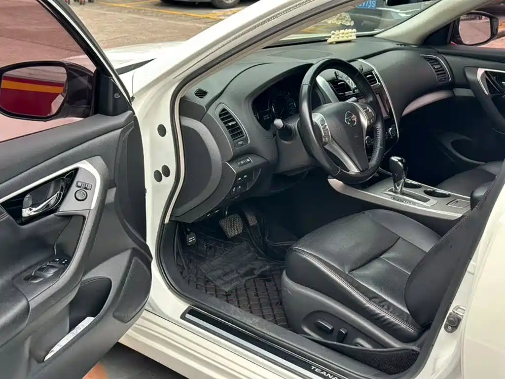 Nissan Teana — фото 4