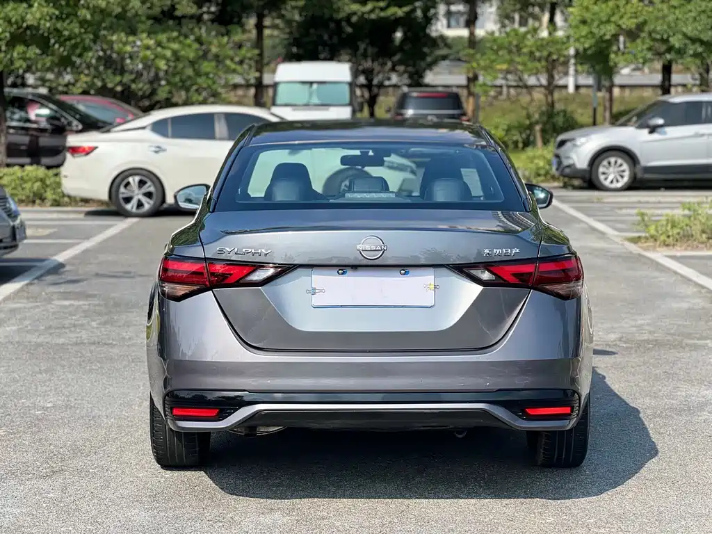 Nissan Sylphy — фото 5