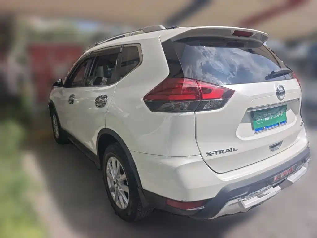 Nissan X-Trail — фото 25