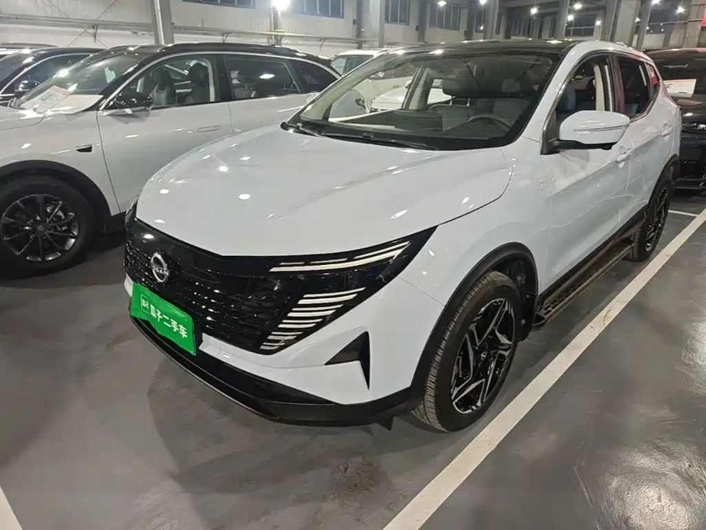 Nissan Qashqai — фото 2