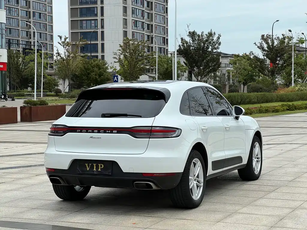 Porsche Macan — фото 5