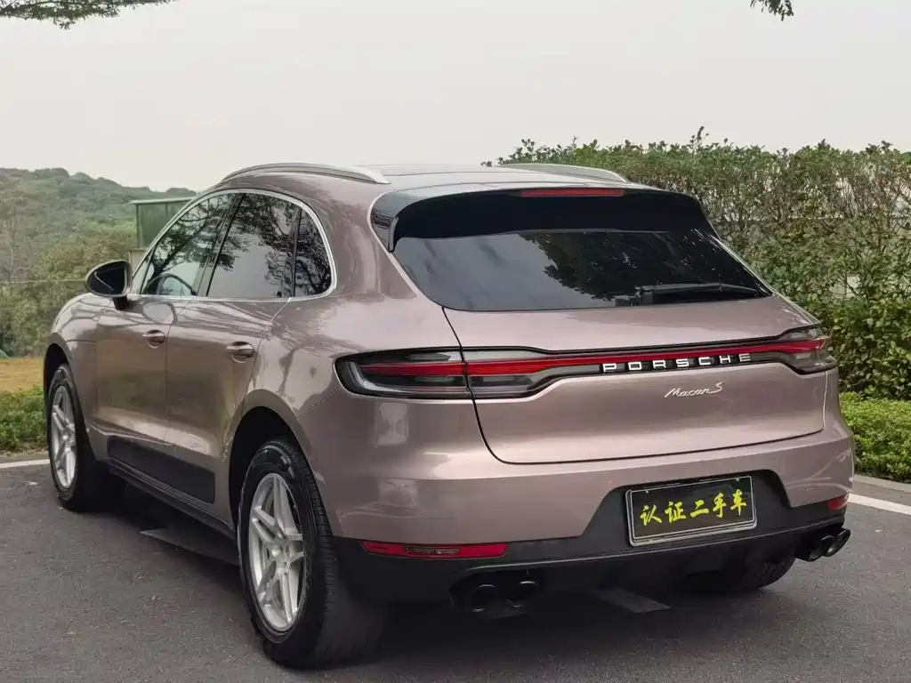 Porsche Macan — фото 9