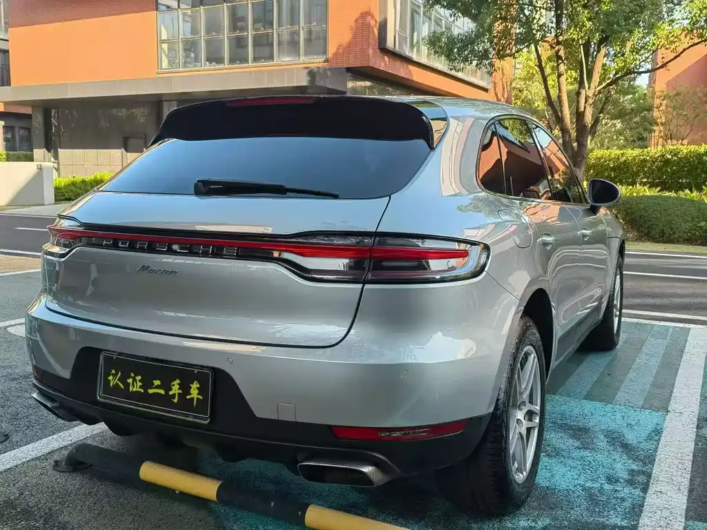 Porsche Macan — фото 9