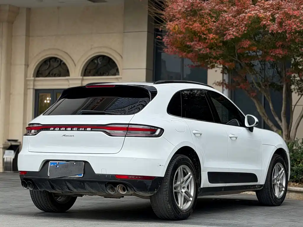 Porsche Macan — фото 8