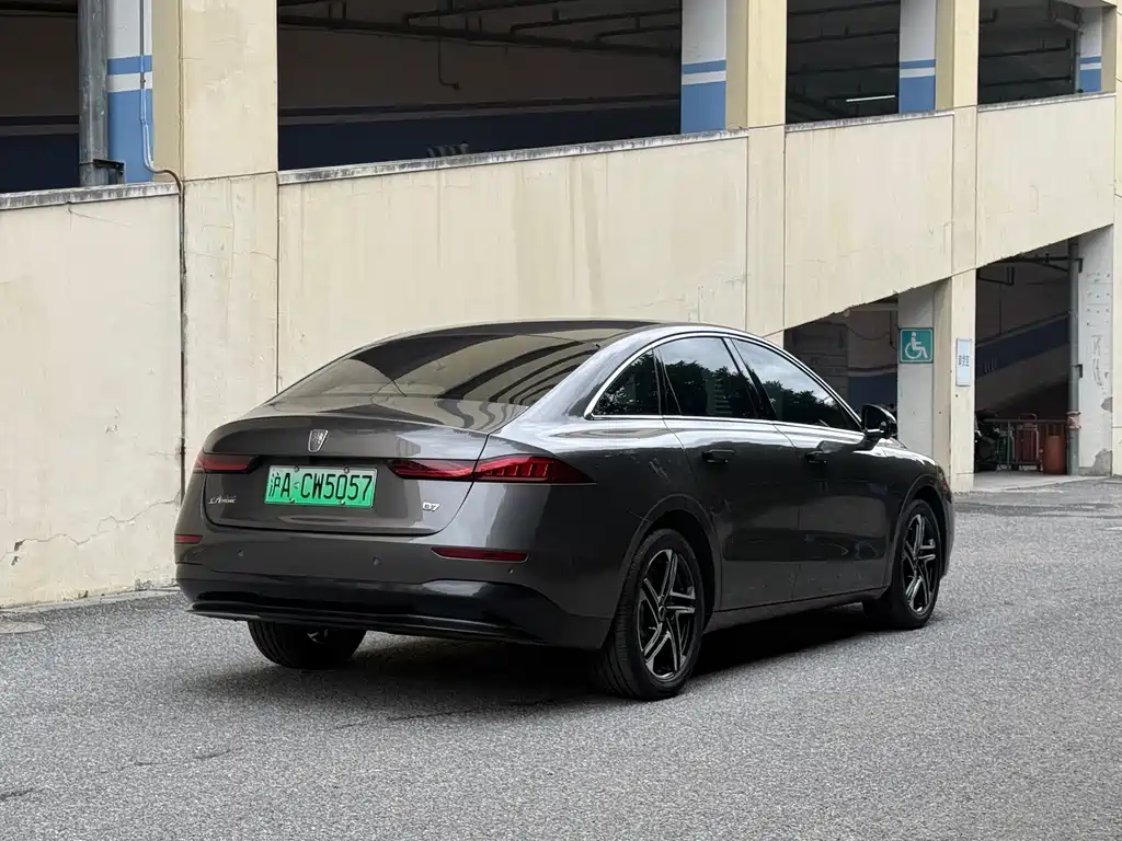 Roewe D7 — фото 4
